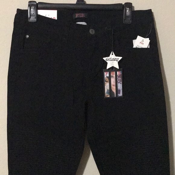 Jr. Ladies black stretch pant “biker” style. NWT - Picture 1 of 5